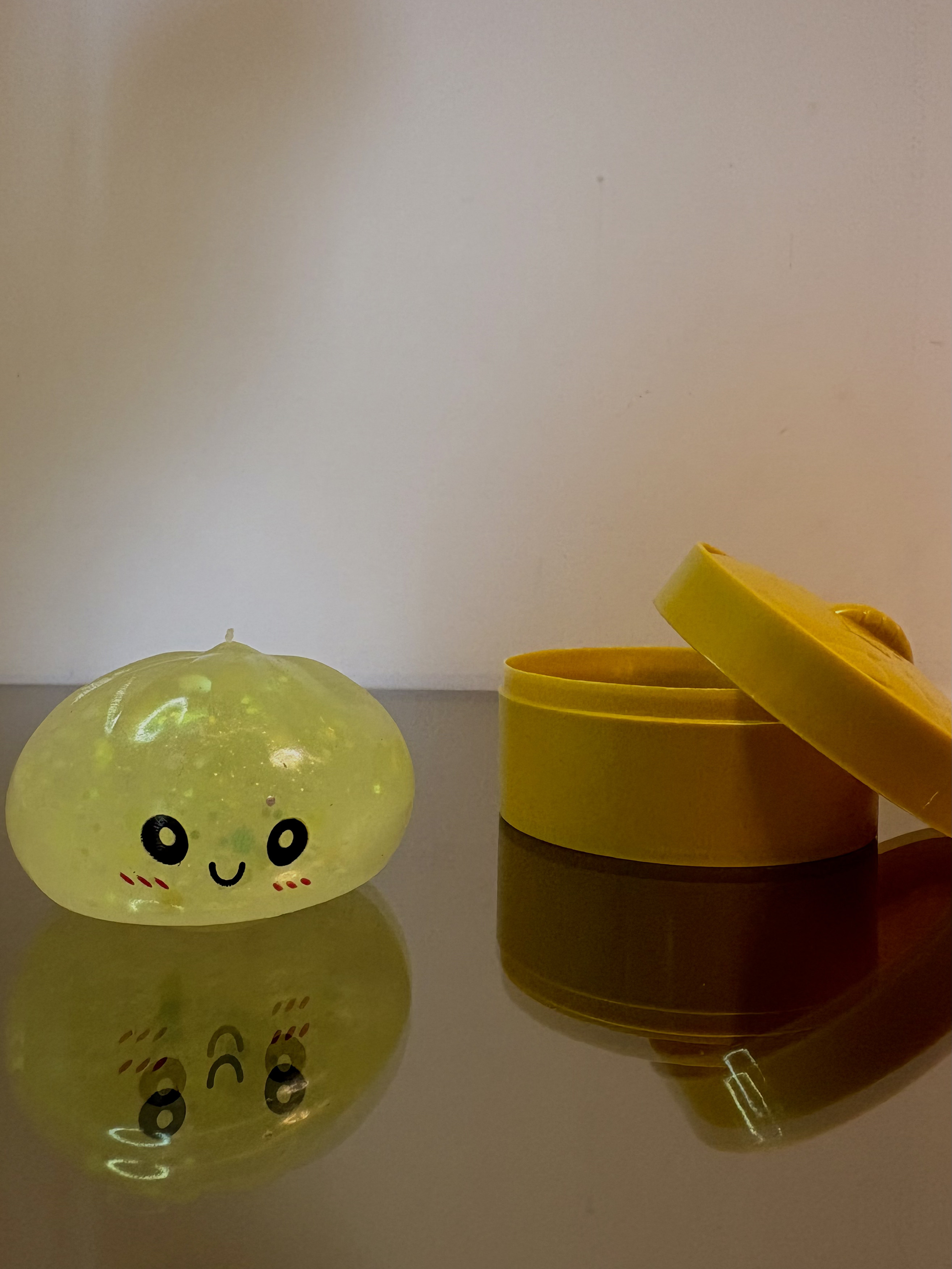 ✨ Glow in the Dark Squishy Dumplings