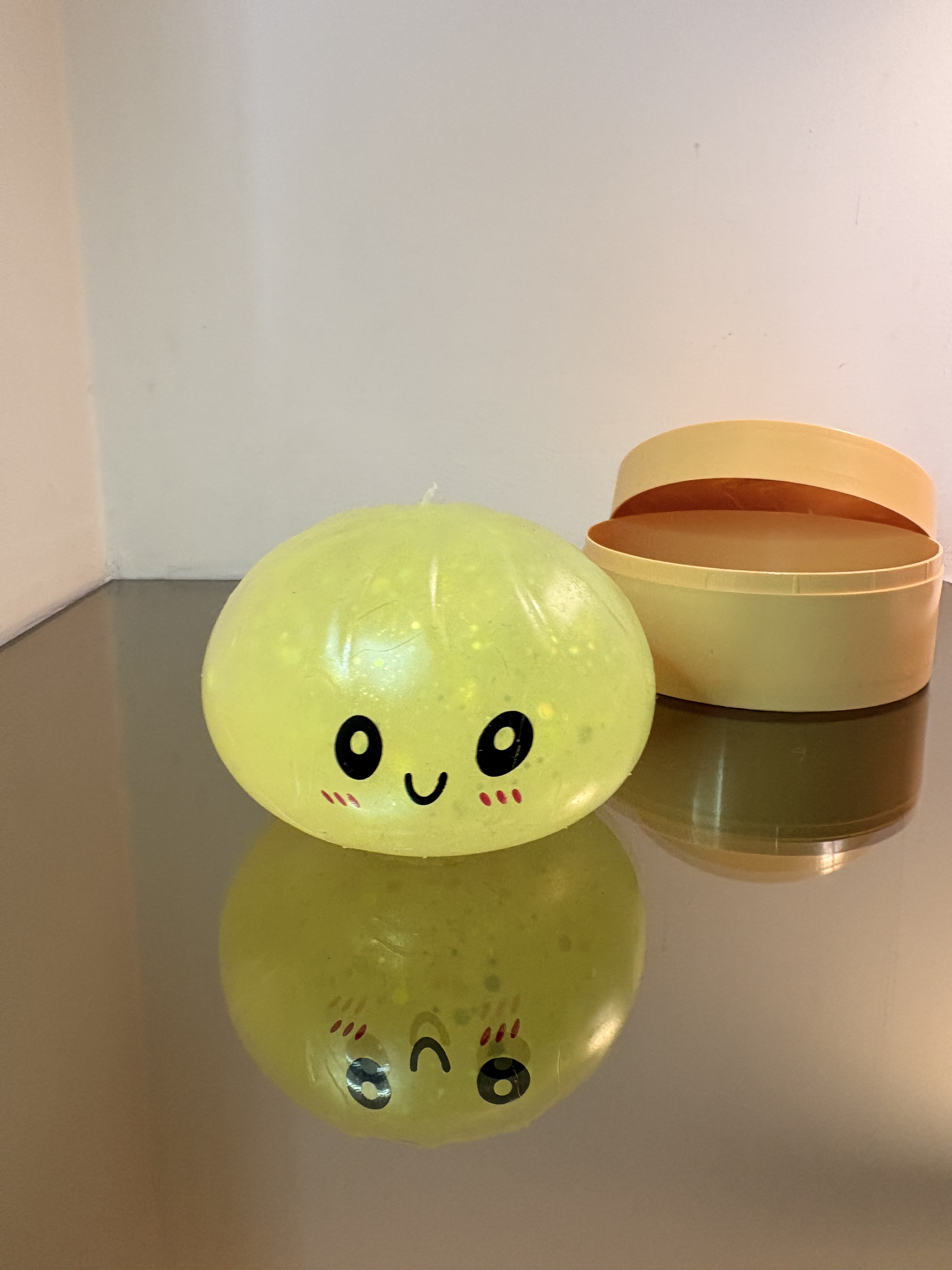 ✨ Glow in the Dark Squishy Dumplings